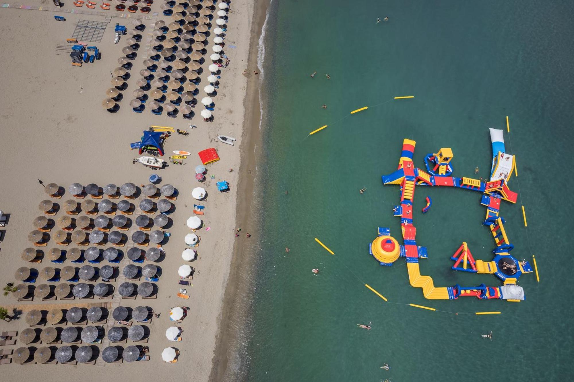 Agyra Seaview Hotel By Panel Hospitality Неи Порои Екстериор снимка