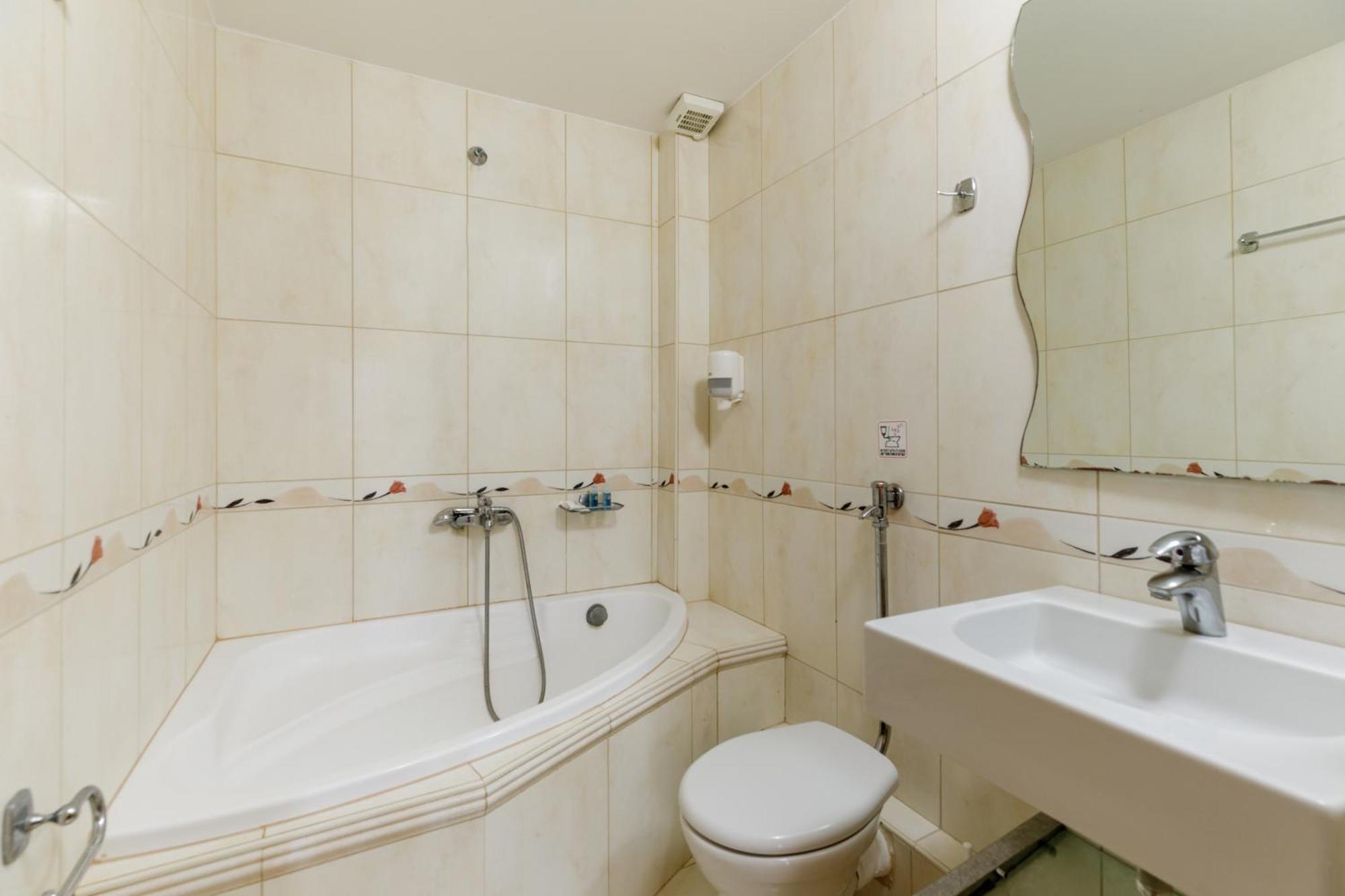 Agyra Seaview Hotel By Panel Hospitality Неи Порои Стая снимка
