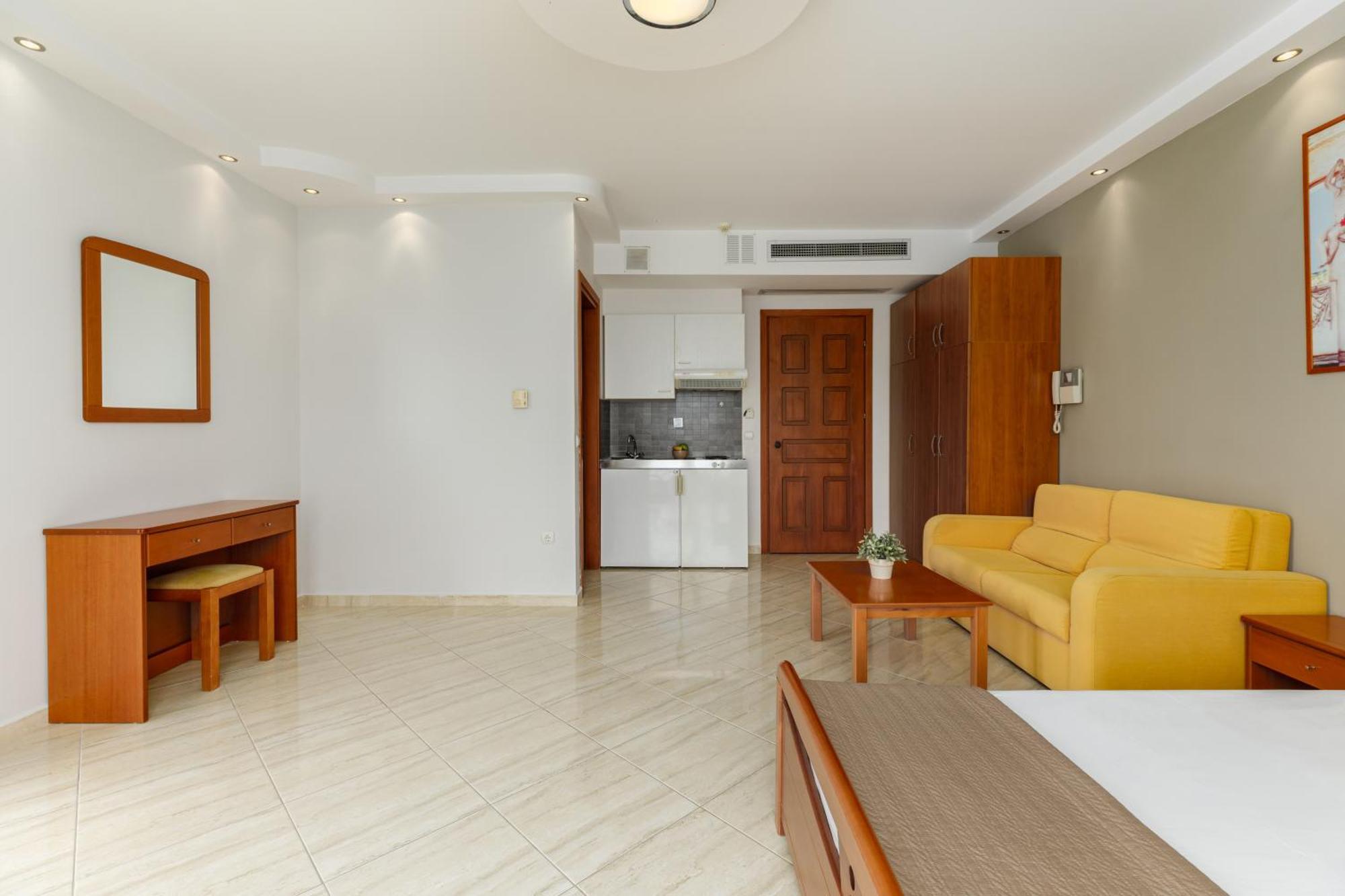 Agyra Seaview Hotel By Panel Hospitality Неи Порои Екстериор снимка