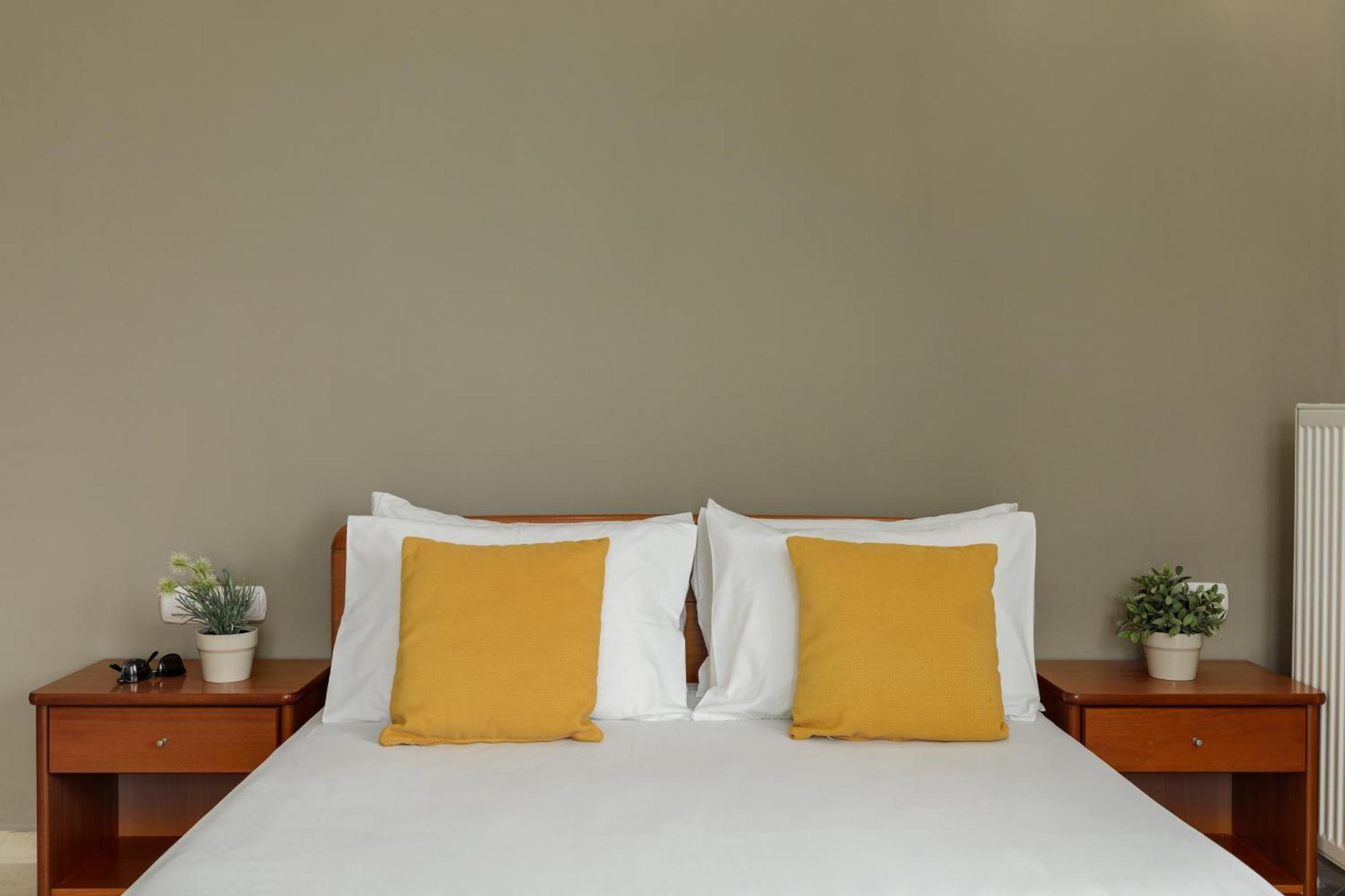 Agyra Seaview Hotel By Panel Hospitality Неи Порои Екстериор снимка